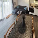 2 Bedroom Stunning In Prázdninový dům *
